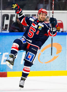 Södertäljes Michal Gulasi jublar