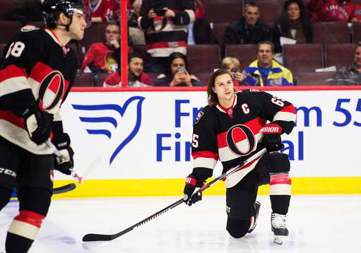 Ottawas Erik Karlsson på uppvärmningen