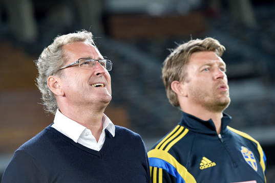 Sveriges förbundskapten Erik Hamrén och Sveriges players