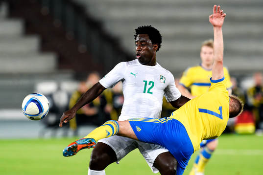 Elfenbenskustens Wilfried Bony och Sveriges Johan