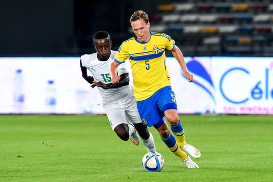 Sveriges Ludwig Augustinsson och Elfenbenskustens Max-Alain