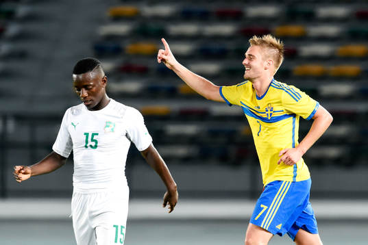 Bläddra bland fler bilder av Fotboll, Landskamp, Sverige - Elfenbenskusten