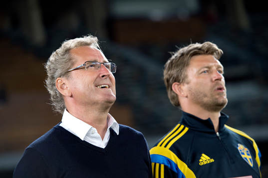 Sveriges förbundskapten Erik Hamrén och players manager