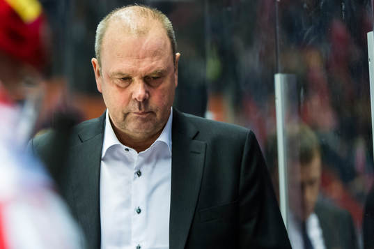 Modos tränare Per-Erik Johnsson deppar