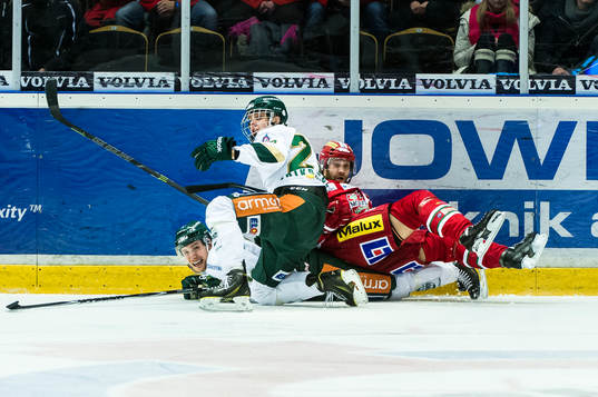 Modos Niklas Nordgren dras ned