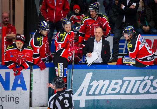 Örebros målvakt Julius Hudacek och Örebros tränare Kent
