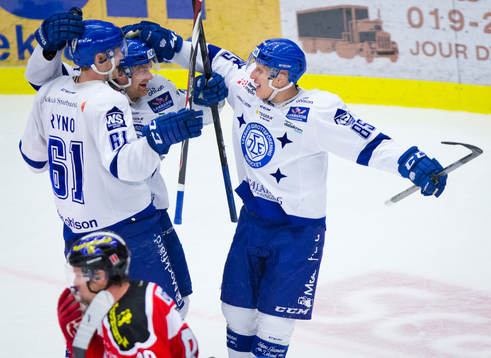 Leksands Mattias Ritola jublar med Johan Ryno