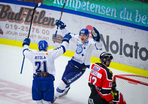 Leksands Mattias Ritola gör 1-2 och jublar med Johan Ryno