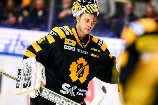 Skellefteås målvakt Markus Svensson deppar