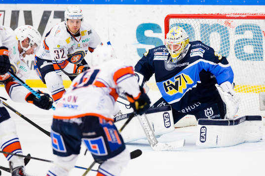 Växjös Josh Hennessy, Nick Johnson och Sebastian Erixon