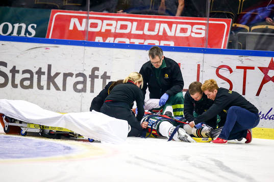 Frölundas Christian Bäckman skadades