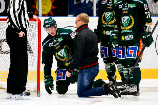 Färjestads Victor Ejdsell skadad
