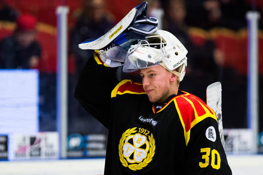 Brynäs målvakt Emil Kruse