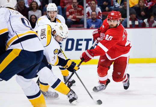 Detroits Henrik Zetterberg skjuter ett skott