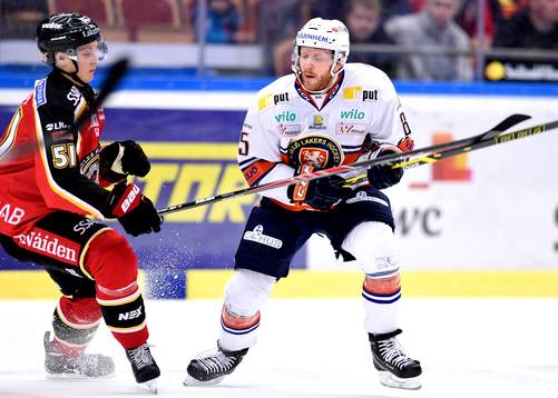 Luleås Kristian Näkyvä  och Växjös Liam Reddox