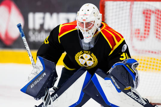 Brynäs målvakt Emil Kruse