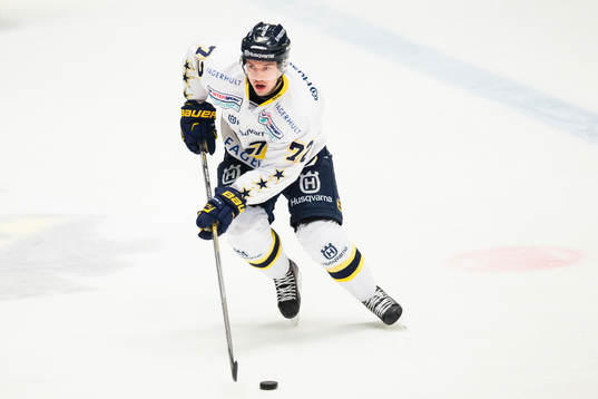 s Patrik Carlsson