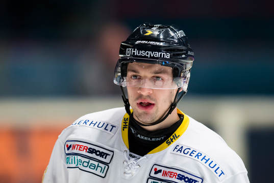 s Patrik Carlsson