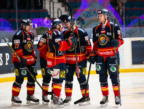 Djurgårdens Marcus Nilson ser glad ut