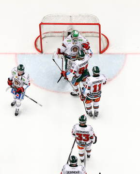 Frölunda tackar målvakt Linus Fernström