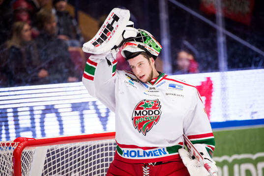 Adam Reideborn, målvakt i Modo, deppar