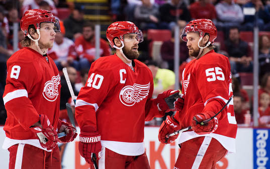 Detroits Justin Abdelkader, Henrik Zetterberg och Niklas
