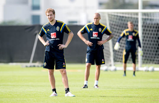 Sveriges Simon Gustafson och Sebastian Holmén
