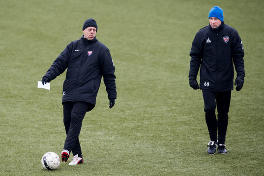 Rosengårds tränare Markus Tilly och assisterande tränare