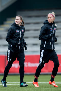 Rosengårds Emma Berglund och Line Röddik Hansen