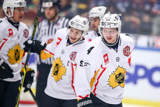 Skellefteås Tim Heed jublar