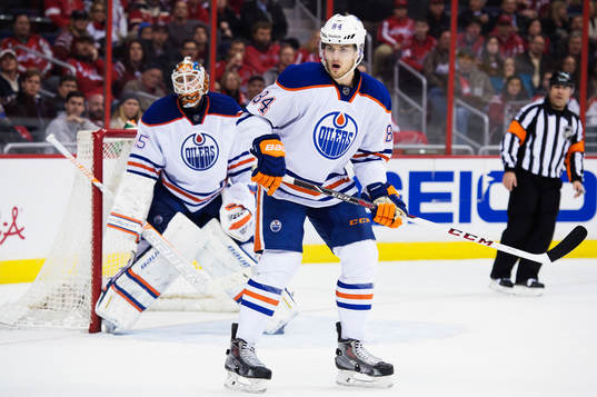 Edmontons målvakt Viktor Fasth och Oscar Klefbom