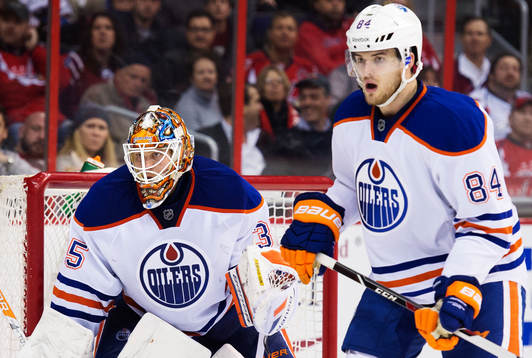 Edmontons målvakt Viktor Fasth och Oscar Klefbom