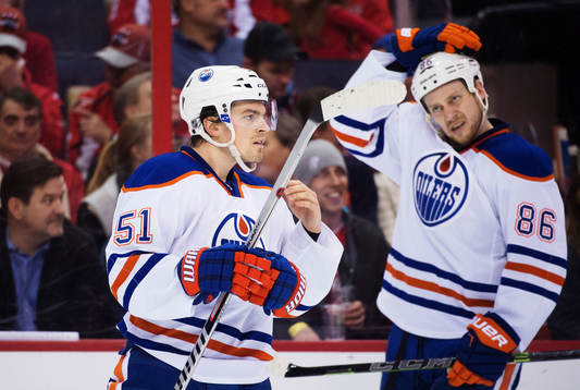 Edmontons Anton Lander och Nikita Nikitin