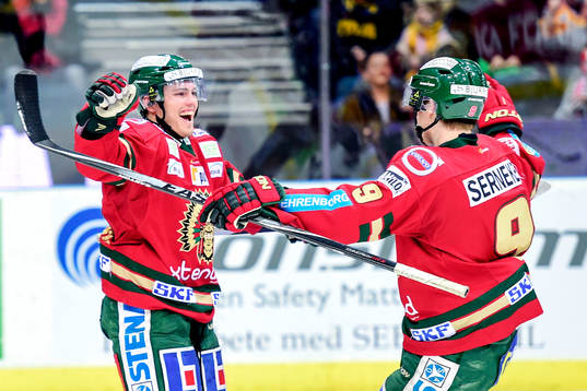 Frölundas Andreas Johnson Max Görtz jublar