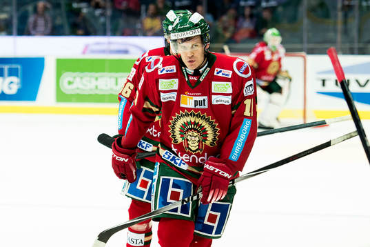 Frölundas Magnus Kahnberg pustar ut