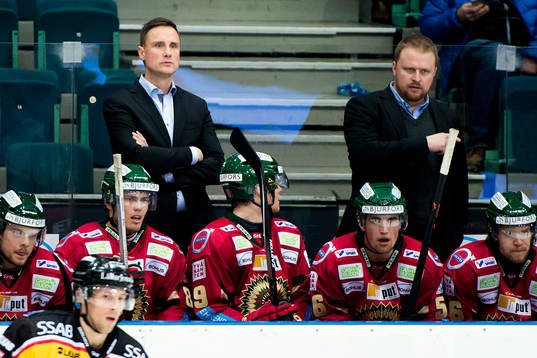 Frölundas tränare Roger Rönnberg och assisterande