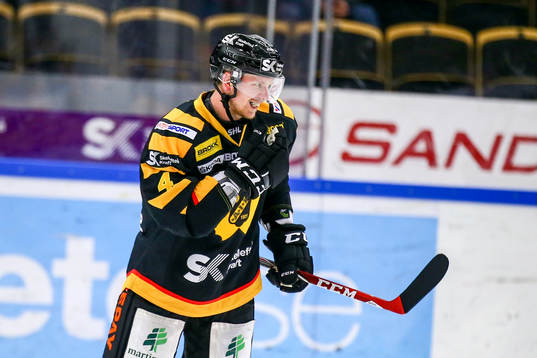 Skellefteås Tim Heed jublar