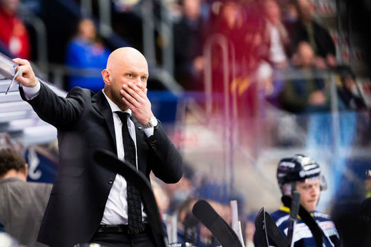s tränare Andreas Johansson