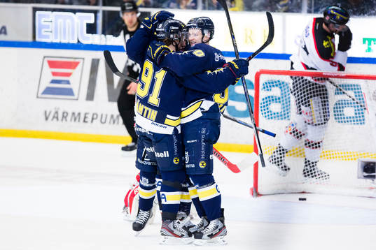 s Andreas Jämtin och Ted Brithén jublar