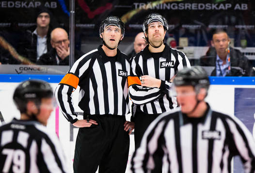 Domare Linus Öhlund och Domare Mikael Sjöqvist