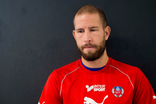 Helsingborgs Mattias Lindström är 34år och får träna