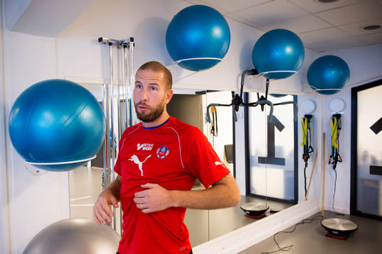 Helsingborgs Mattias Lindström är 34år och får träna