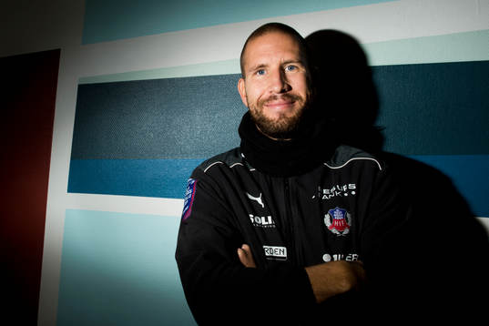 Helsingborgs Mattias Lindström är 34år och får träna