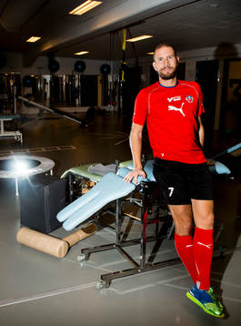Helsingborgs Mattias Lindström är 34år och får träna