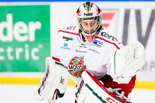 Modos målvakt Adam Reideborn