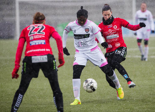 Rosengårds Anita Asante och Kristianstads  Lorca Van De