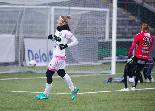 Rosengårds Anja Mittag jublar