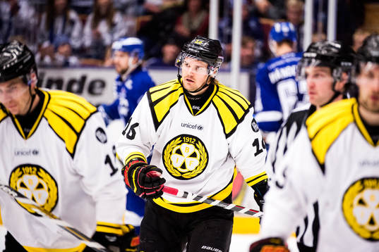 Brynäs Oscar Eklund deppar