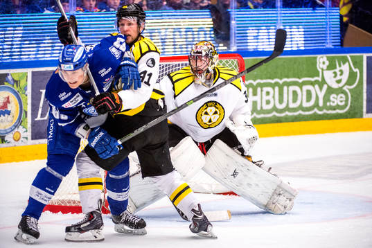 Leksands Fredrik Händemark, Brynäs Greg Scott och Brynäs