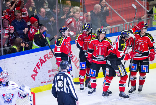Örebros Daniel Viksten gör 2-1 och jublar
